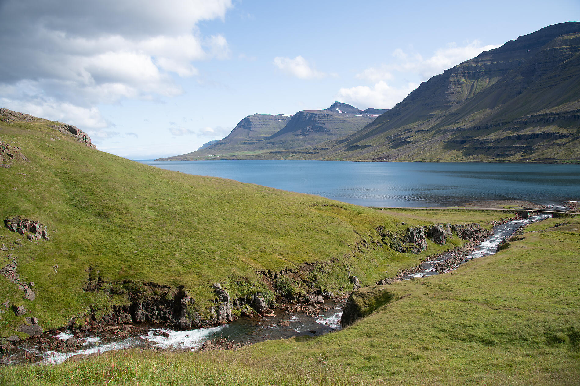 N-42_C220819_Seydisfjordur©Studio PONANT-Charlotte Ortholary.jpg