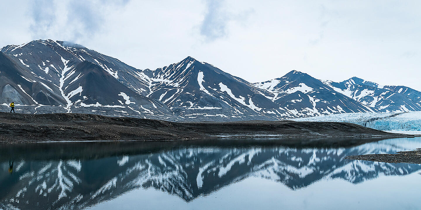 Spitzbergens Fjorde und Gletscher Spitzbergens Fjorde und Gletscher