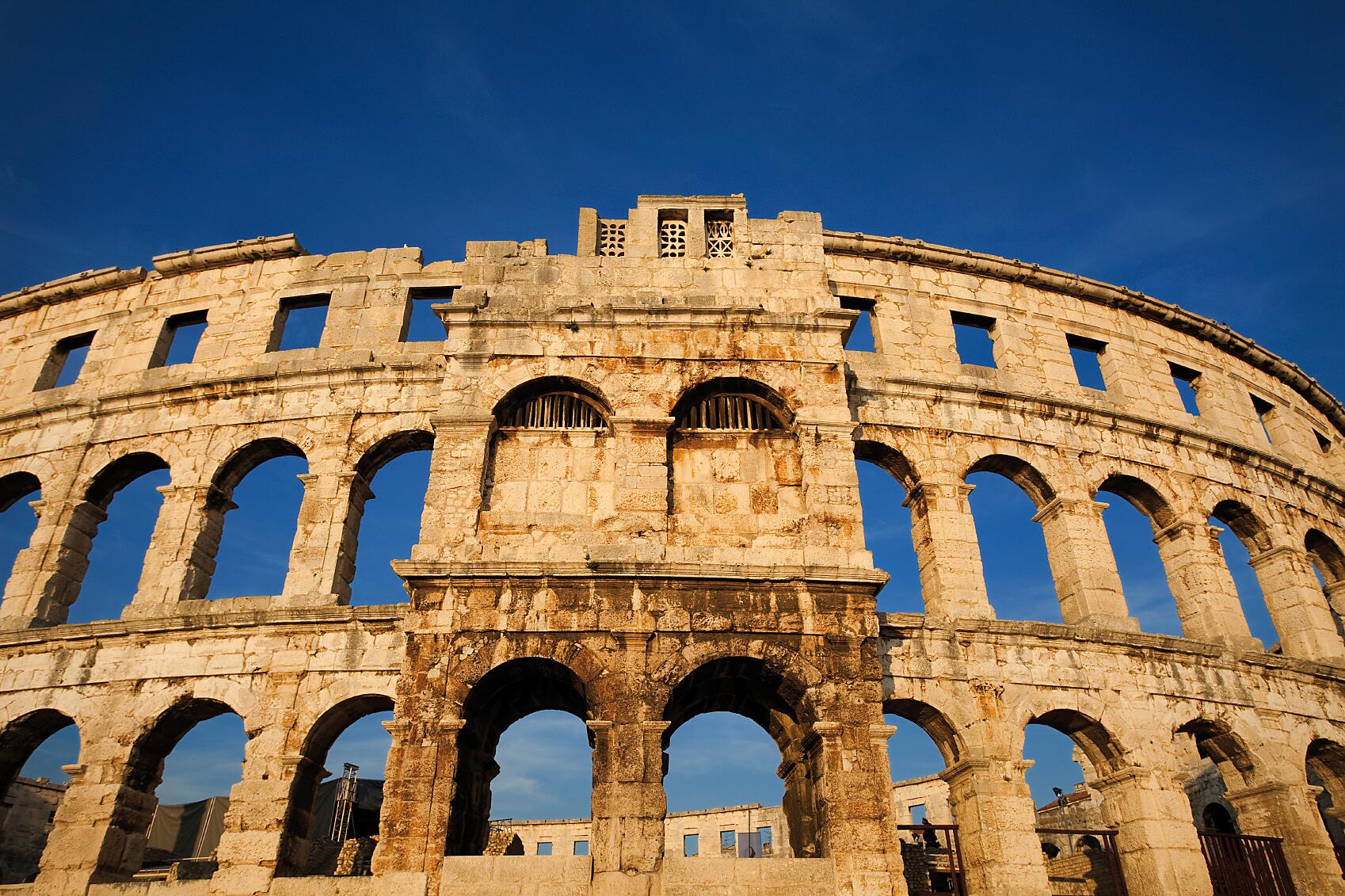 istockphoto roman amphitheater pula .JPEG
