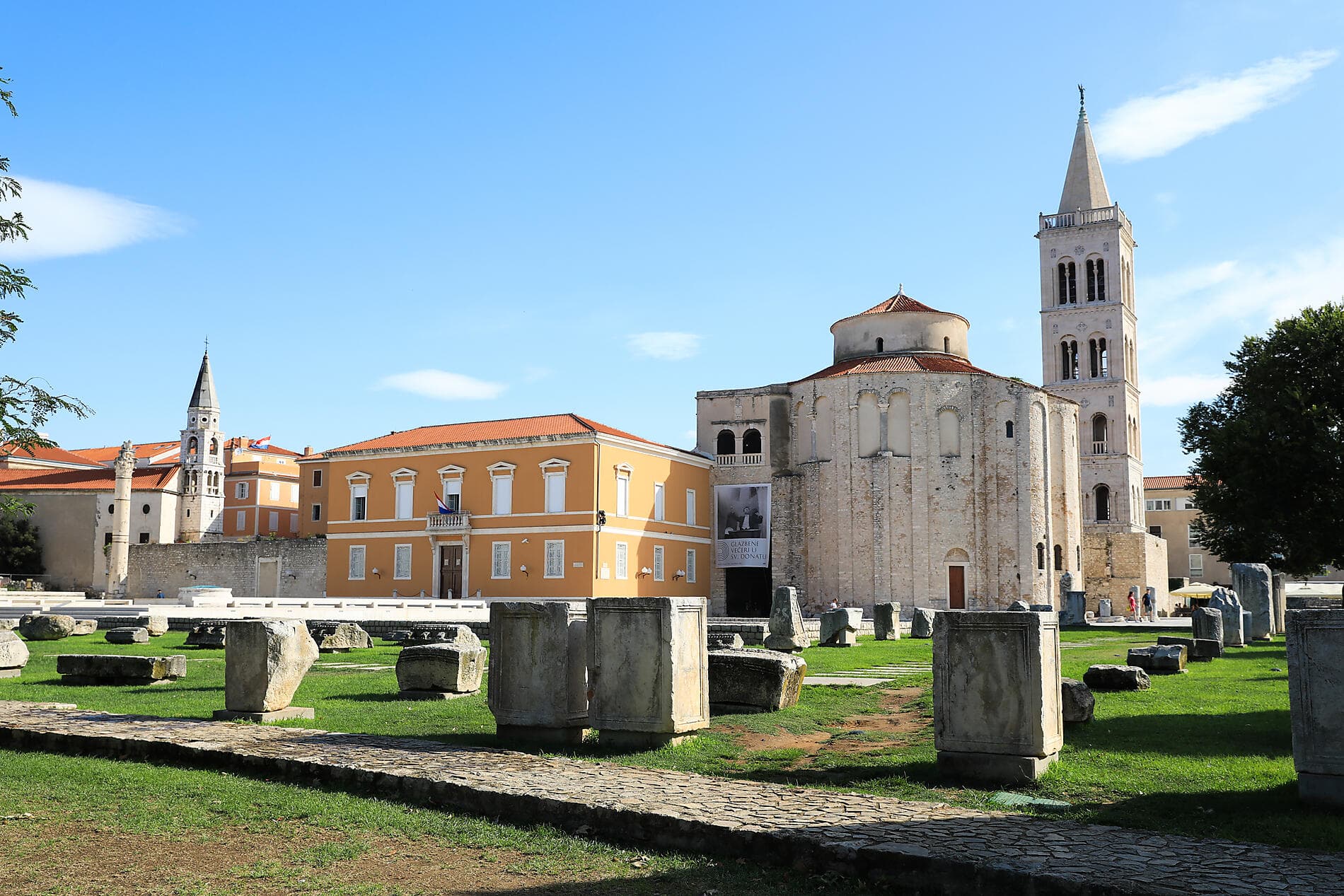 Künstlerische Adria mit der Pinault Collection  