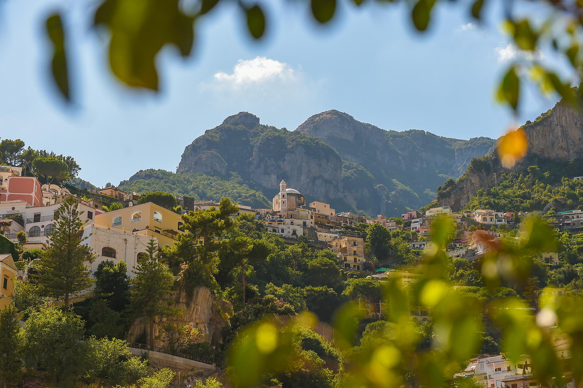 Von Ligurien bis nach Sizilien – unter den Segeln der Le Ponant