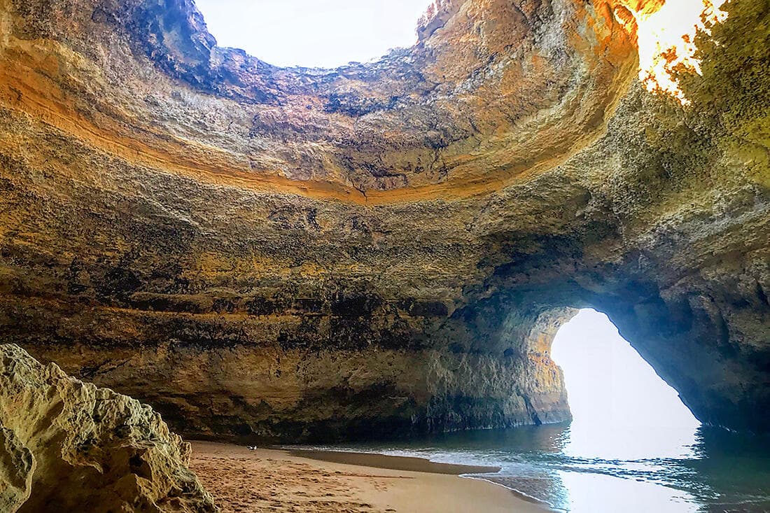 Totale Sonnenfinsternis in Südspanien und Portugal – mit Smithsonian Journeys