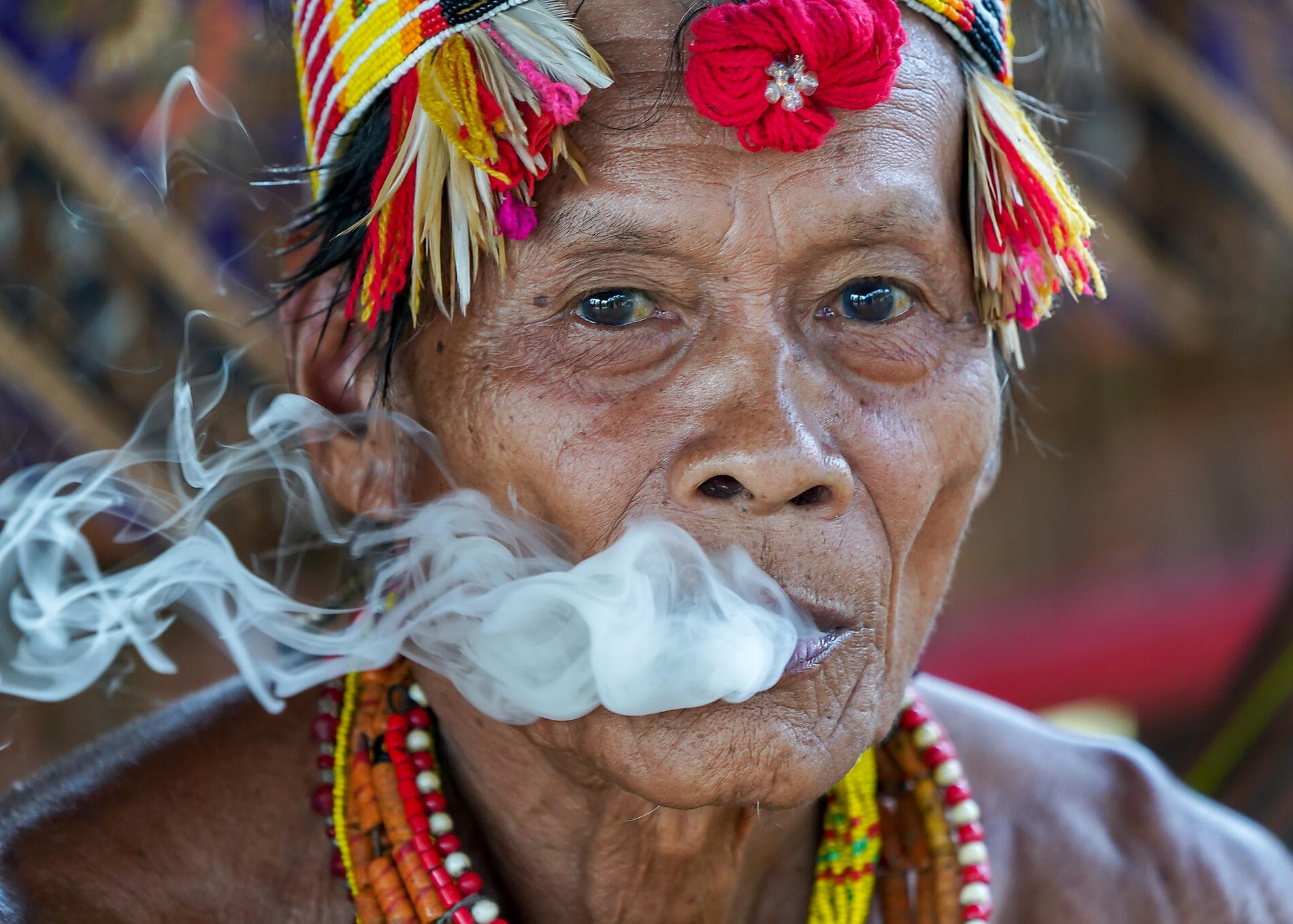 Inseln, Städte und Vulkane Indonesiens  