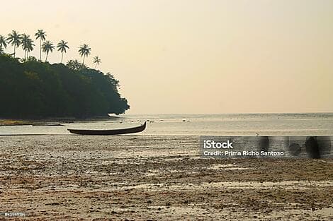 8. Jun 27 - Insel Enggano