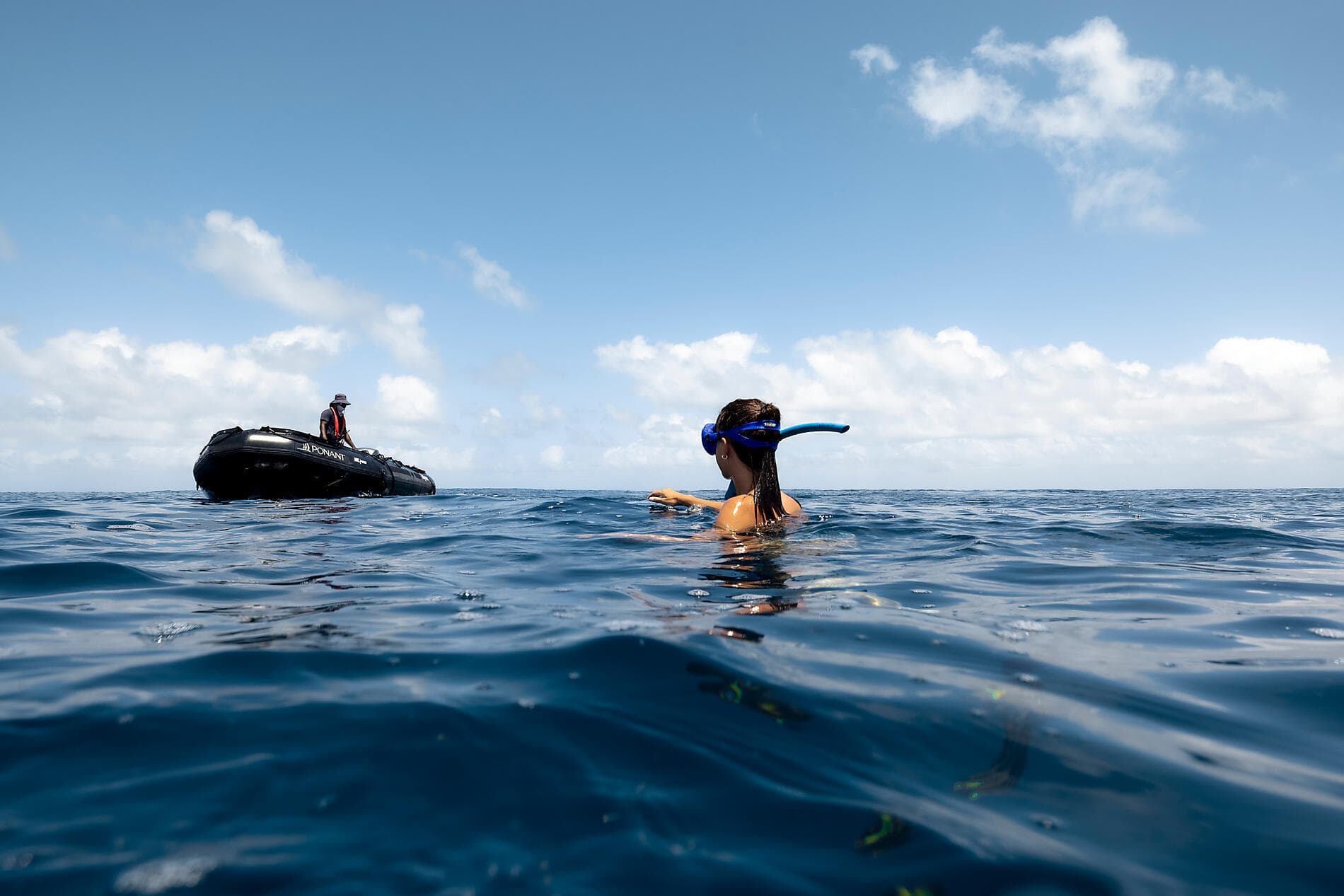 Unterwegs unter Segeln im Herzen der Kleinen Antillen 