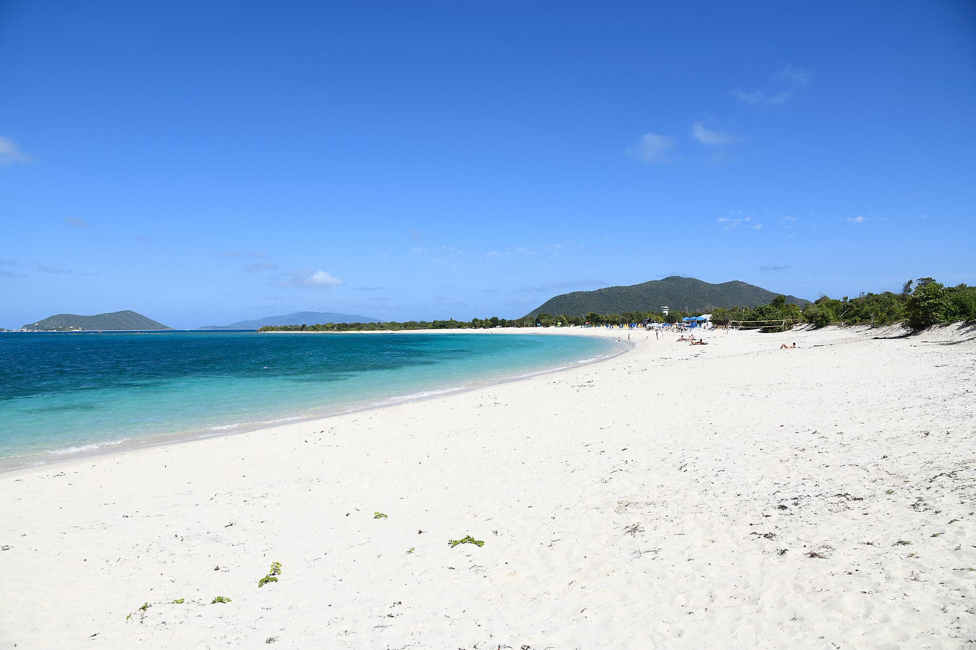 Unterwegs unter Segeln im Herzen der Kleinen Antillen 
