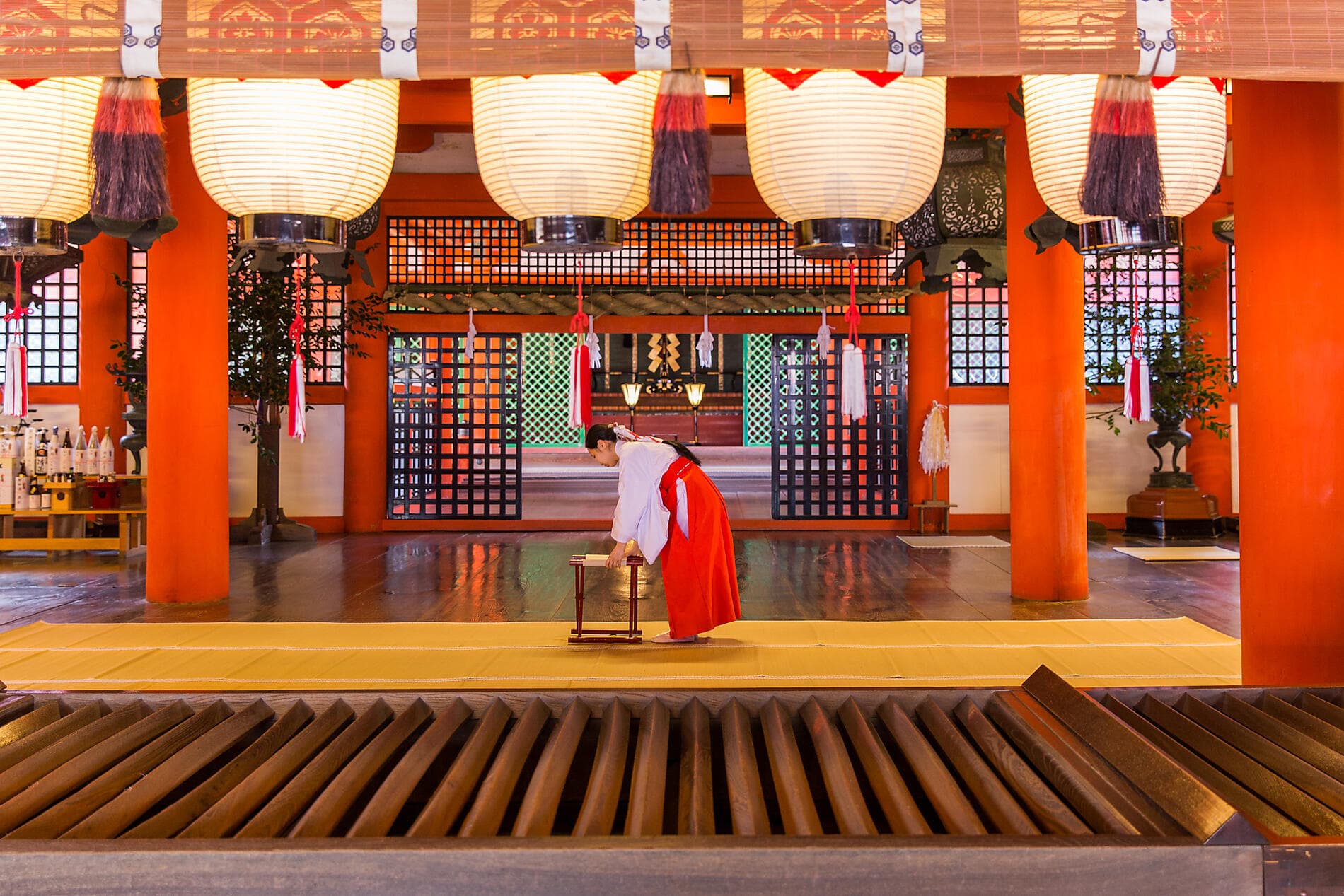 Japans uralte Traditionen und legendäre Schreine 