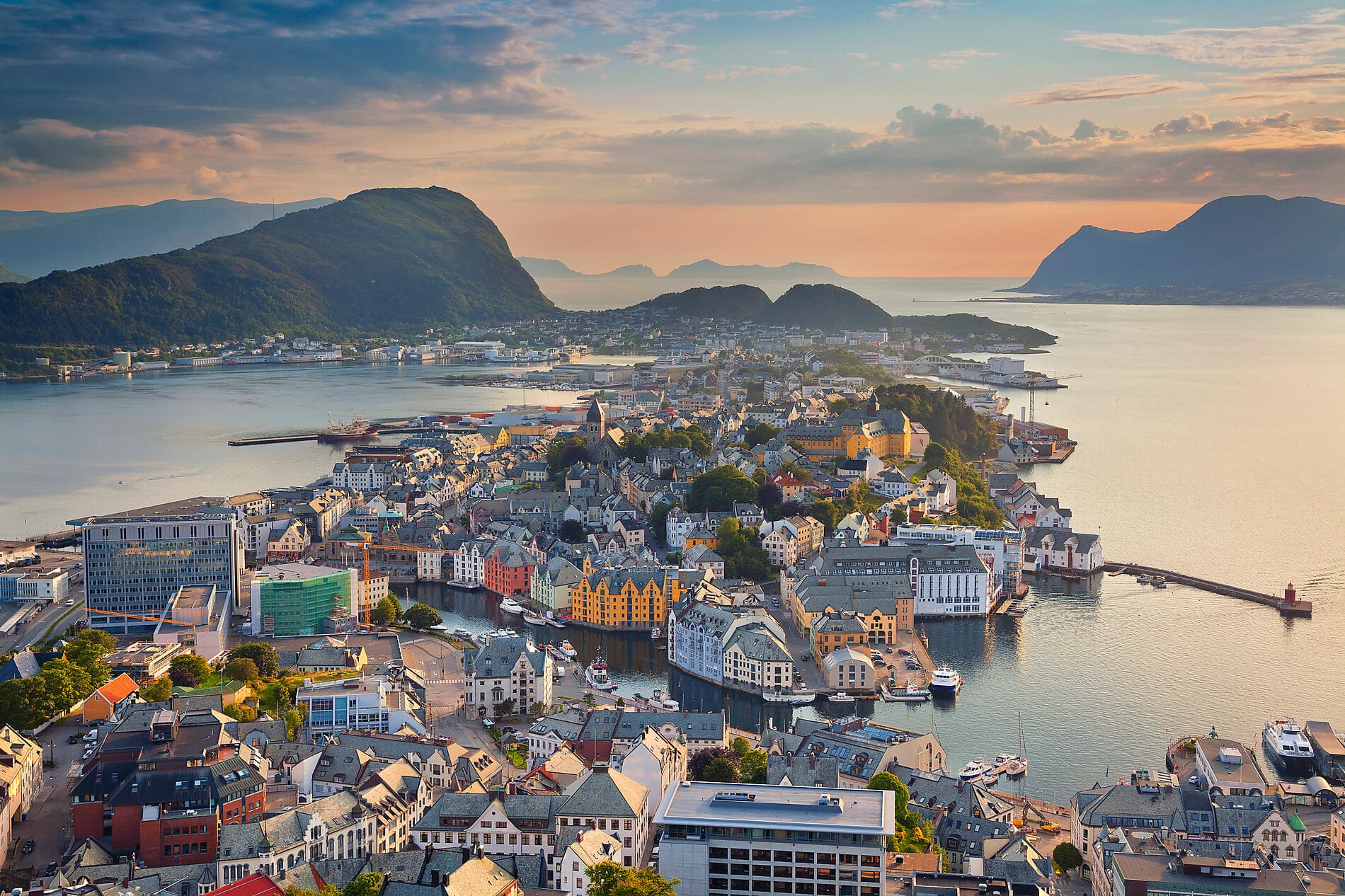 Kreuzfahrt durch die Norwegischen Fjorde – mit Smithsonian Journeys 