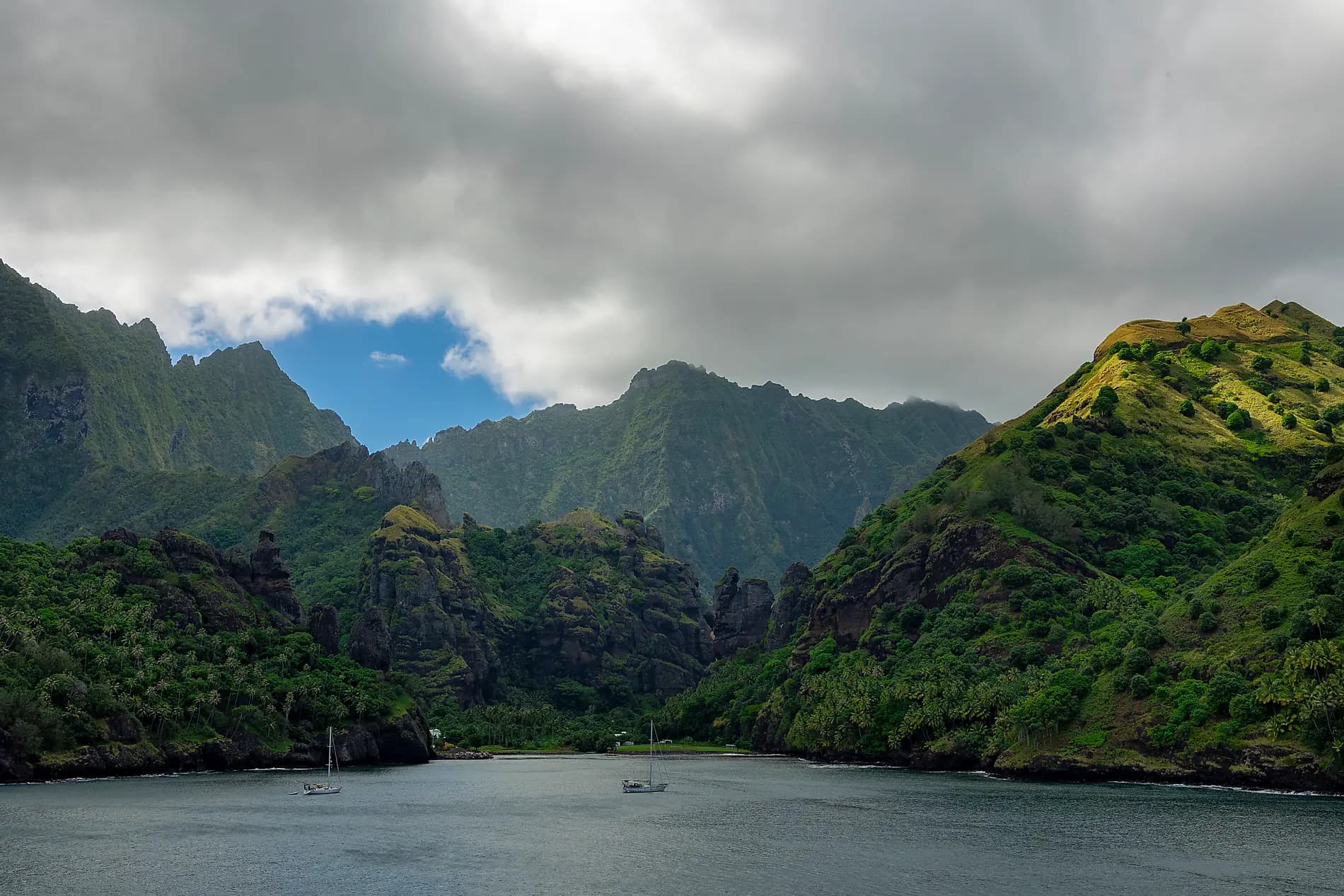 Marquesas, Tuamotu und Gesellschaftsinseln 