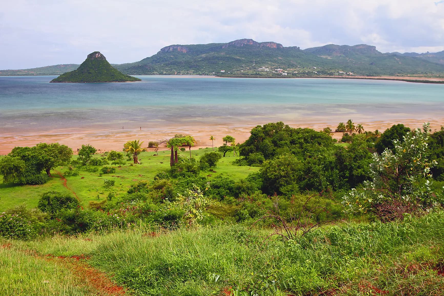 Madagaskar und Seychellen: Naturschätze des Indischen Ozeans – mit Smithsonian Journeys 