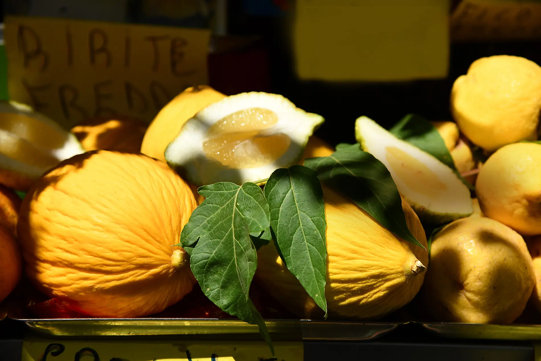 Gastronomie, Diplomatie und sizilianisches Erbe  
