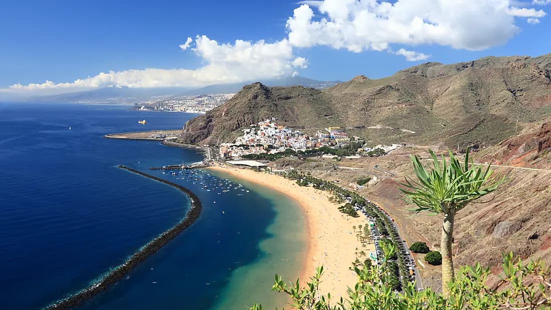 Wunderschöne Kanarische Inseln und authentisches Madeira