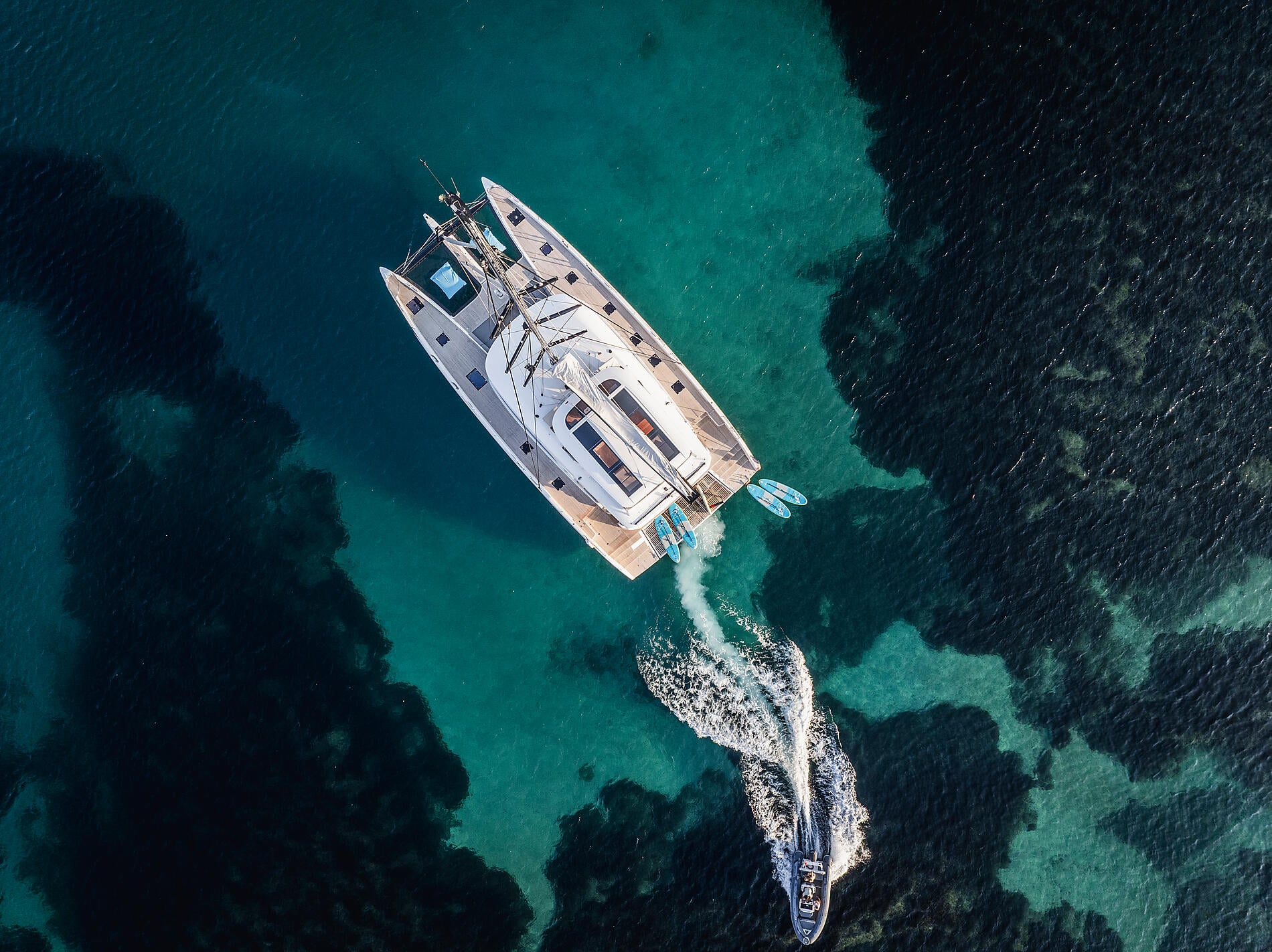 Den karibischen Inseln unter den Segeln der La Désirade