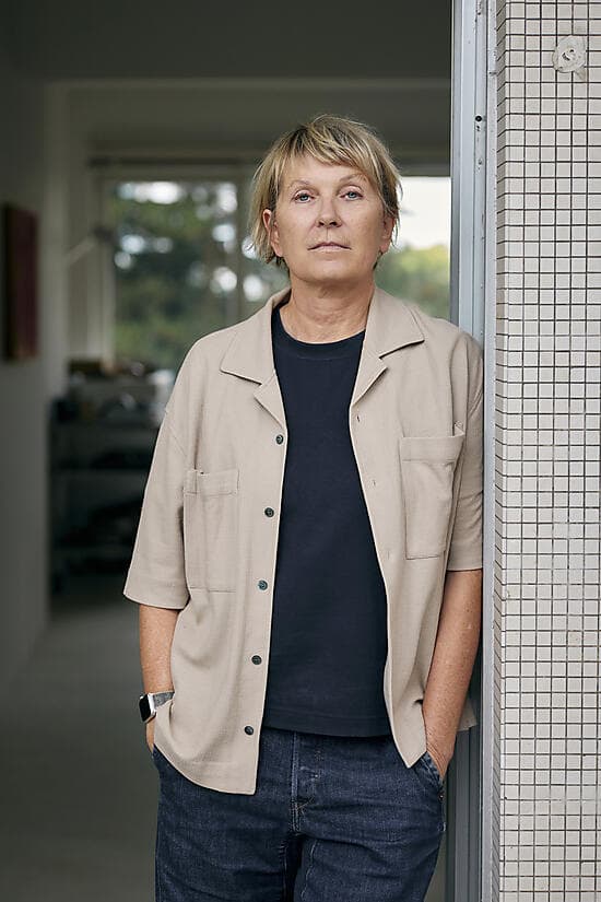 Edith Dekyndt_Portrait 2025_©Barth Decobecq_1.jpg
