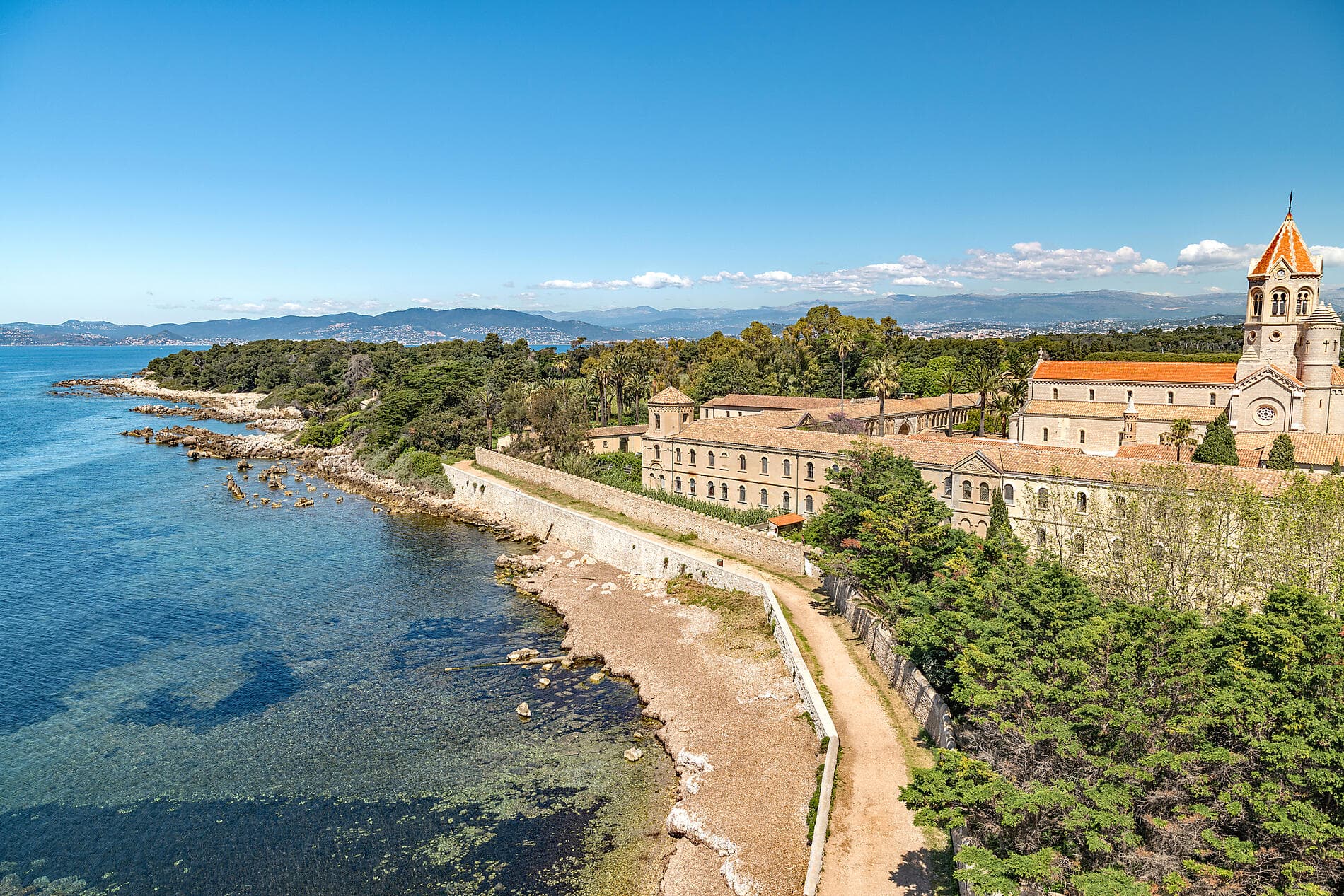 Die Côte d‘Azur unter den Segeln der Le Ponant