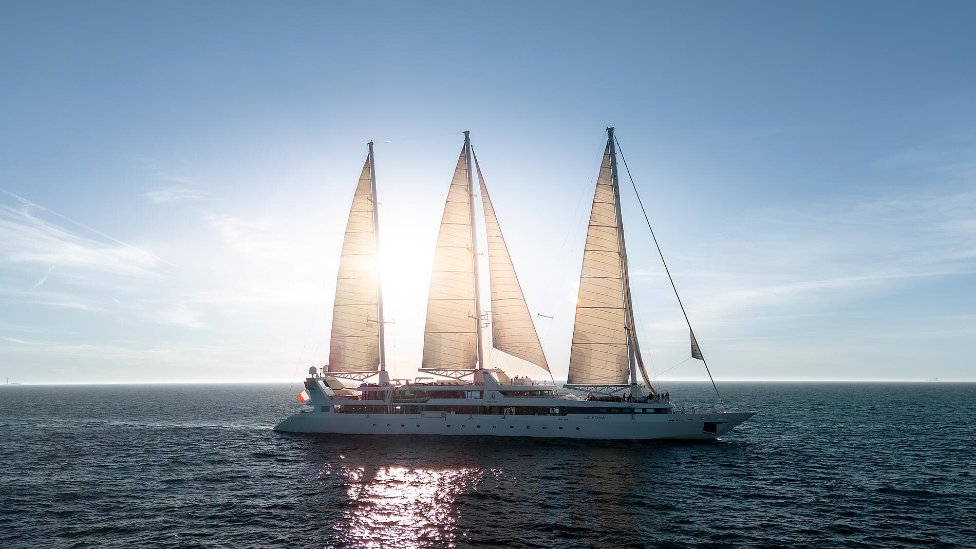 Die Côte d‘Azur unter den Segeln der Le Ponant